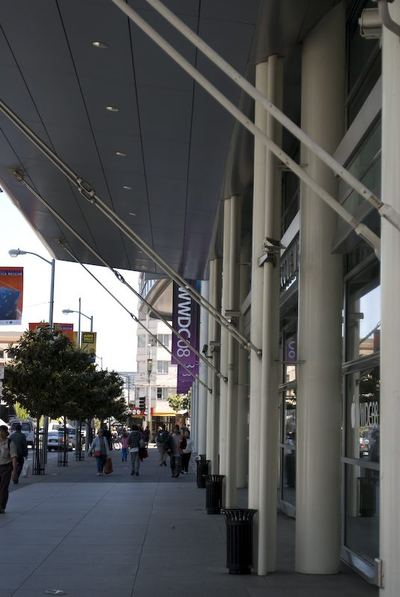 WWDC 2008 — banners — photograph 4