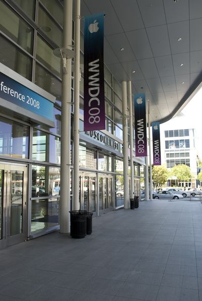 WWDC 2008 — banners — photograph 15