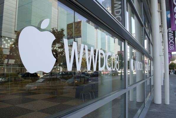 WWDC 2008 — banners — photograph 16