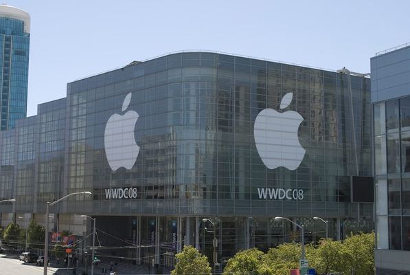 WWDC 2008 — banners — photograph 18
